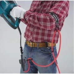 Taille haie électrique Makita UH5580 Taille-haie - 670W - 550mm -Jardinage Soldes 817131d18ee4e84c8bf5ffa9e07db47a