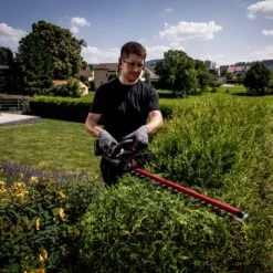 Taille-haie sans fil Metabo 601717850 / HS 18 LTX 45 -Jardinage Soldes 9fb312a77ed4b1d0c67913bd3e7575ae 1
