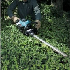 Taille-haie thermique Makita EH6000W - Taille haie thermique - 2-temps - 590mm -Jardinage Soldes b52accf60c2d3e07e159cddc797a9371